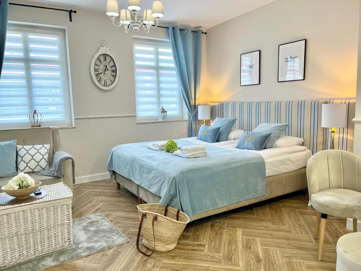 Apartamenty Kamienica Arte 4 Устка Екстер'єр фото